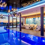 Hotel Huettenhof - Wellnesshotel & Luxus-bergchalets - Adults Only