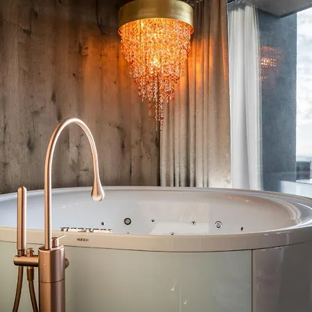 Hüttenhof - Wellnesshotel&luxus-bergchalets - Adults Only