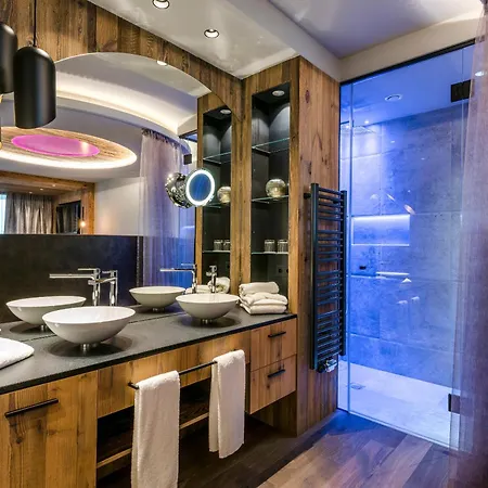 Hüttenhof - Wellnesshotel&luxus-bergchalets - Adults Only 4* Grainet