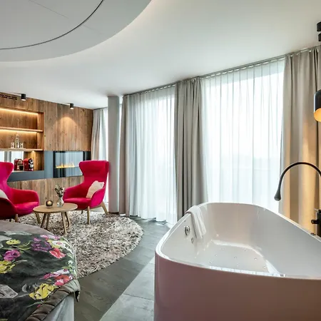 Huettenhof - Wellnesshotel & Luxus-bergchalets - Adults Only 4*