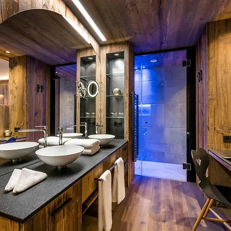 Hotel Hüttenhof - Wellnesshotel&luxus-bergchalets - Adults Only 4*