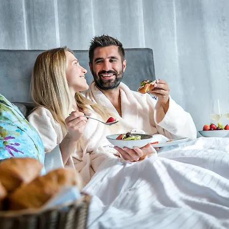 Hüttenhof - Wellnesshotel&luxus-bergchalets - Adults Only Hotel