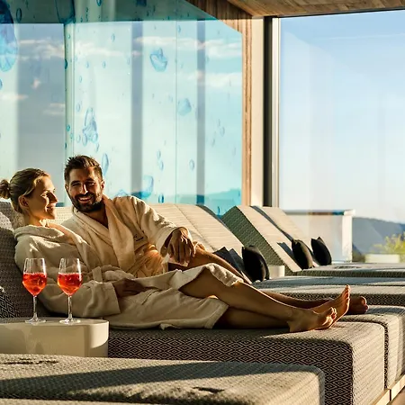 Hüttenhof - Wellnesshotel&luxus-bergchalets - Adults Only Hotel