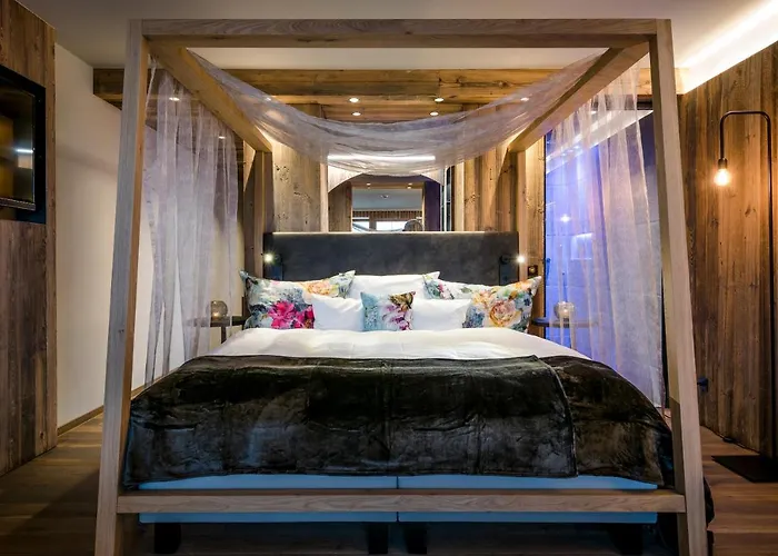 Huettenhof - Wellnesshotel & Luxus-bergchalets - Adults Only 4*