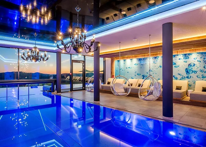 Hotell Huettenhof - Wellnesshotel & Luxus-bergchalets - Adults Only