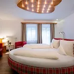 Huettenhof - Wellnesshotel & Luxus-bergchalets - Adults Only