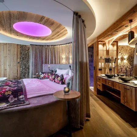 Huettenhof - Wellnesshotel & Luxus-bergchalets - Adults Only 4*