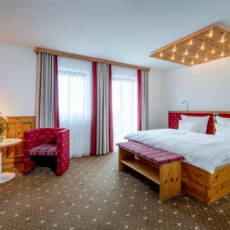 Hotel Huettenhof - Wellnesshotel & Luxus-bergchalets - Adults Only