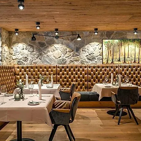 Huettenhof - Wellnesshotel & Luxus-bergchalets - Adults Only 4*